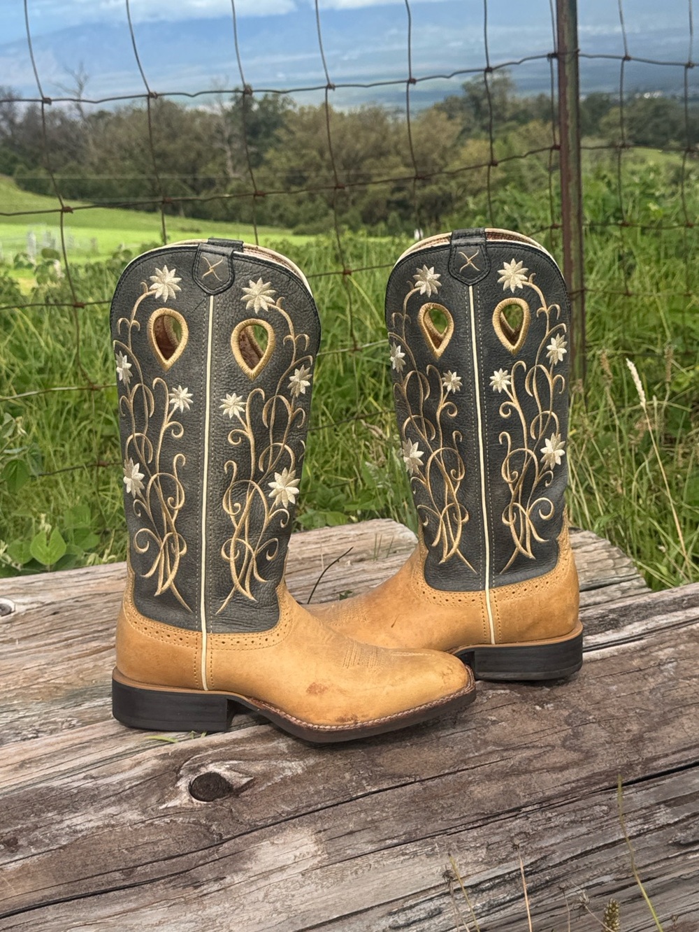 Twisted X WRS0009 Brown Gray Floral Stitched Cowgirl Square Toe leather